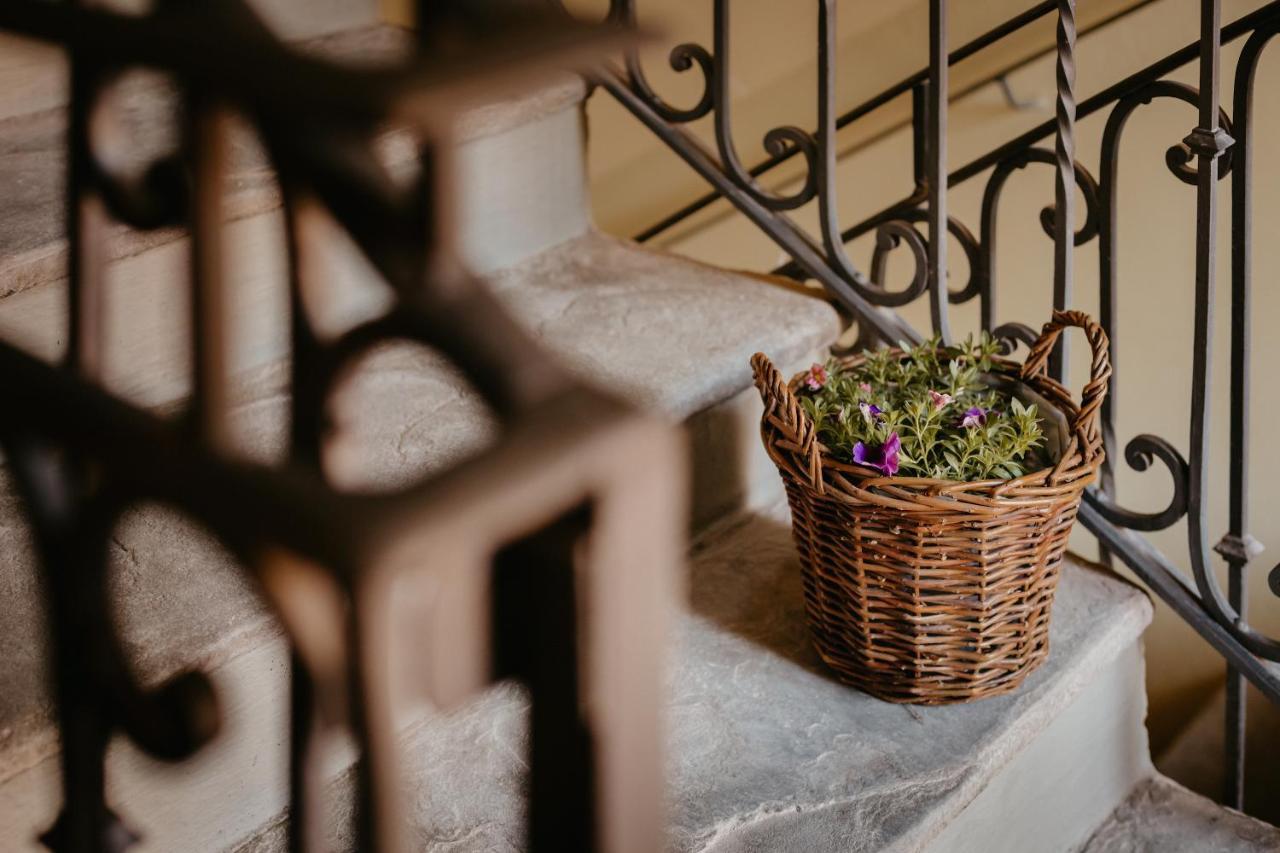 Relais Almaranto Hotel Calamandrana Екстериор снимка